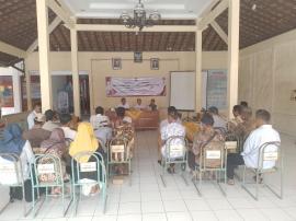 PELATIHAN KELOMPOK TANI DAN PEMBERIAN STIMULAN BIBIT BAWANG MERAH
